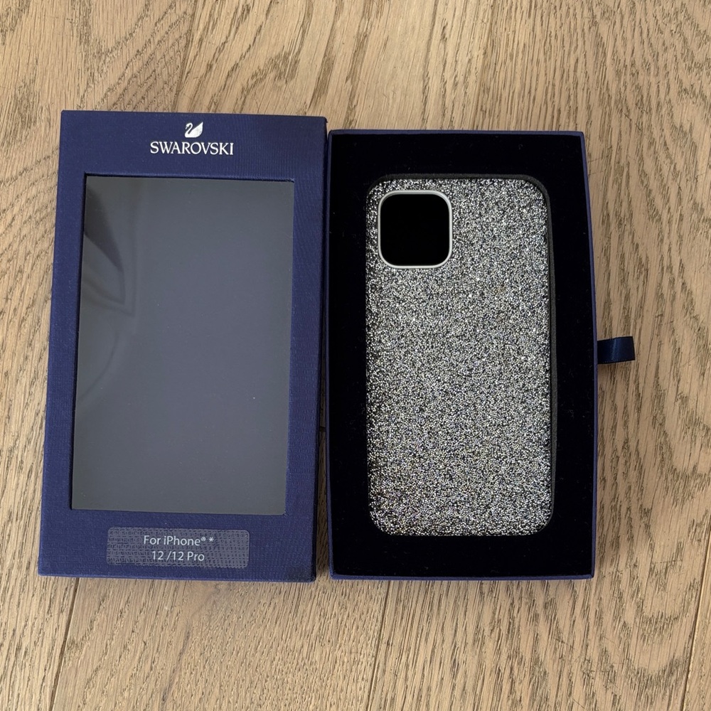 Swarovski Silver Sparkle iPhone 12/12 Pro Case